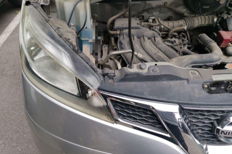 Used Nissan NV200 2013 1.6L Luxury Model China IV Standard Engine Bay Right