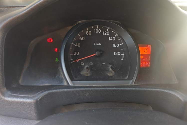 Used Nissan NV200 2013 1.6L Luxury Model China IV Standard Instrument Cluster