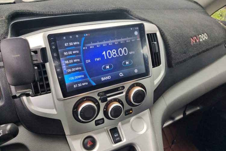 Used Nissan NV200 2013 1.6L Luxury Model China V Standard Audio And AC Panel