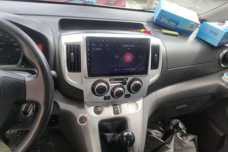 Used Nissan NV200 2013 1.6L Luxury Model China IV Standard Audio And AC Panel