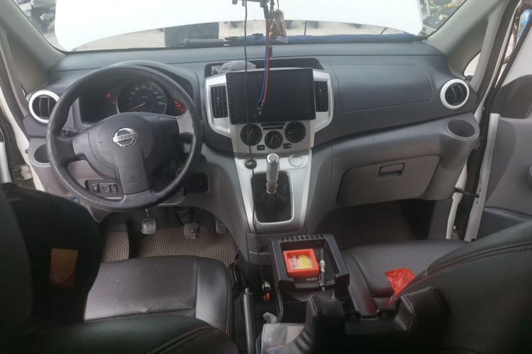 Used Nissan NV200 2013 1.6L Luxury Model China IV Standard Center Console