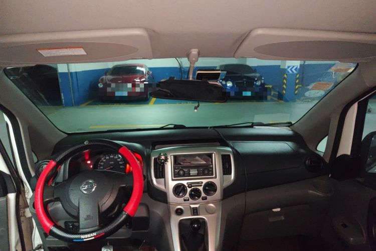 Used Nissan NV200 2013 1.6L Luxury Model China IV Standard Center Console