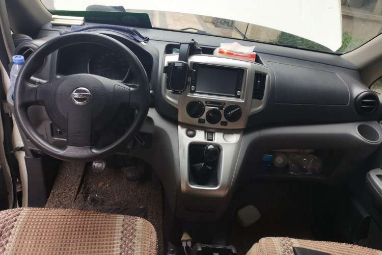 Used Nissan NV200 2013 1.6L Luxury Model China IV Standard Center Console