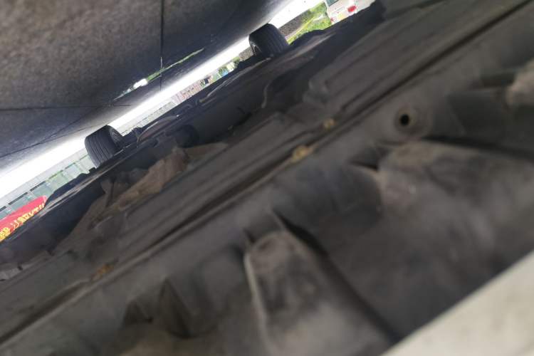 Used Nissan NV200 2013 1.6L Luxury Model China IV Standard Chassis Front