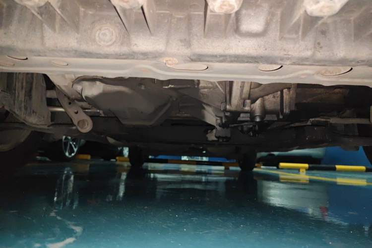 Used Nissan NV200 2013 1.6L Luxury Model China IV Standard Chassis Front