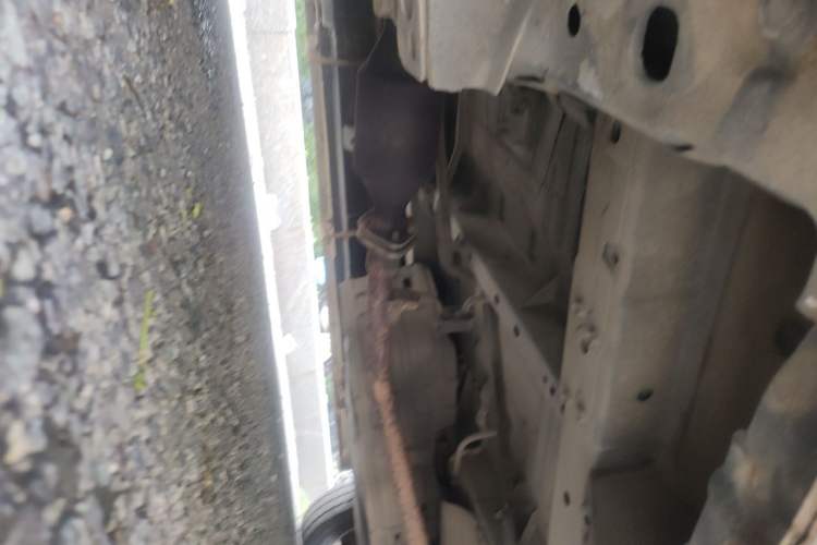 Used Nissan NV200 2013 1.6L Luxury Model China IV Standard Chassis Front Left