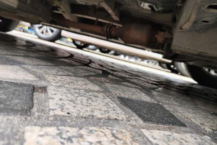 Used Nissan NV200 2013 1.6L Luxury Model China IV Standard Chassis Front Right