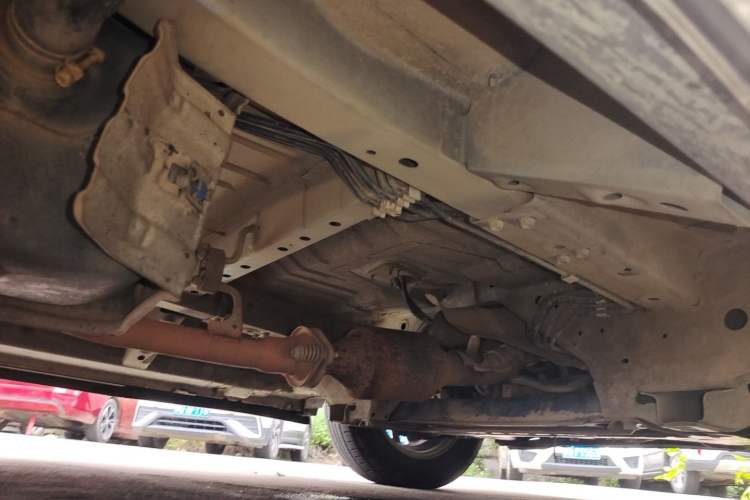 Used Nissan NV200 2013 1.6L Luxury Model China V Standard Chassis Front Right