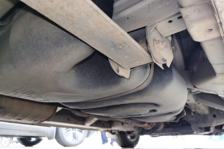 Used Nissan NV200 2013 1.6L Luxury Model China IV Standard Chassis Rear Right