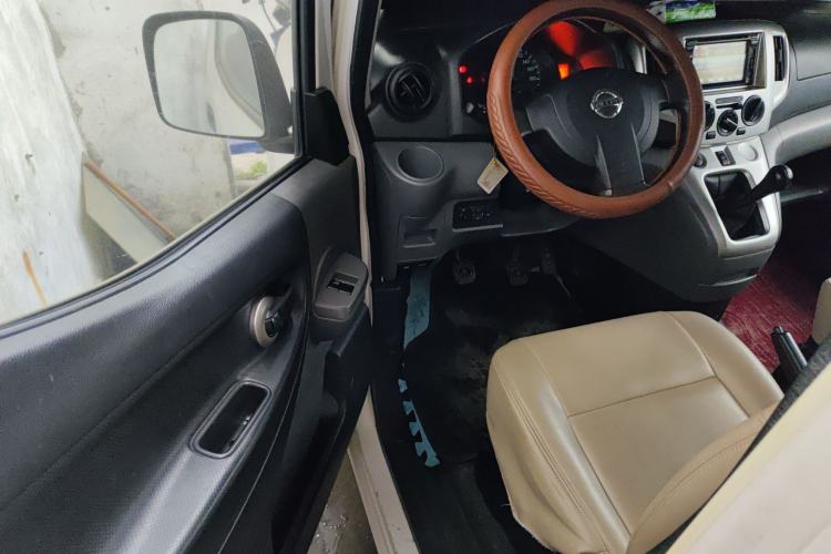 Used Nissan NV200 2013 1.6L Luxury Model China IV Standard Driver Seat