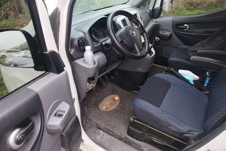 Used Nissan NV200 2013 1.6L Luxury Model China IV Standard Driver Seat