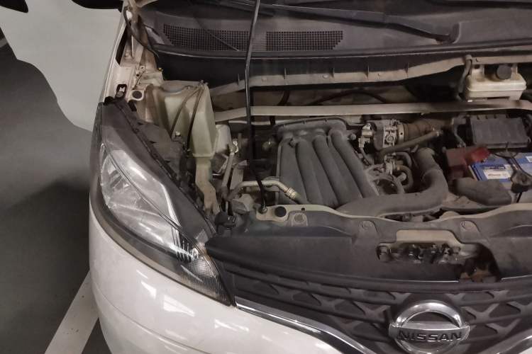 Used Nissan NV200 2013 1.6L Luxury Model China IV Standard Engine Bay Right