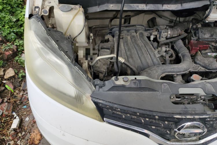 Used Nissan NV200 2013 1.6L Luxury Model China IV Standard Engine Bay Right