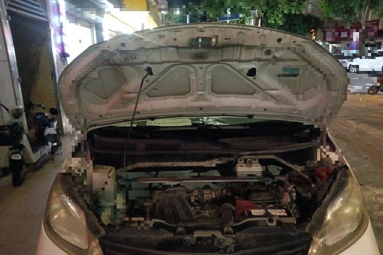 Used Nissan NV200 2013 1.6L Luxury Model China IV Standard Engine Bay
