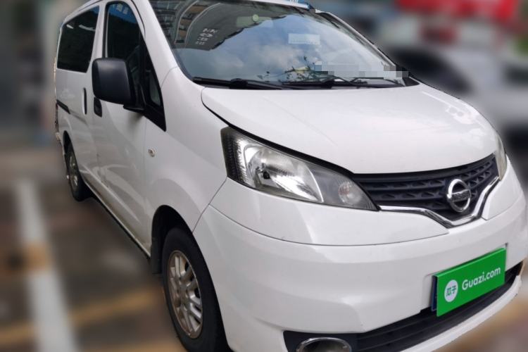 Used Nissan NV200 2013 1.6L Luxury Model China IV Standard Front Right 45 Deg