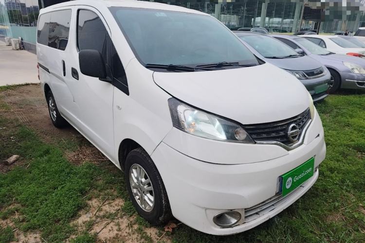 Used Nissan NV200 2013 1.6L Luxury Model China IV Standard Front Right 45 Deg
