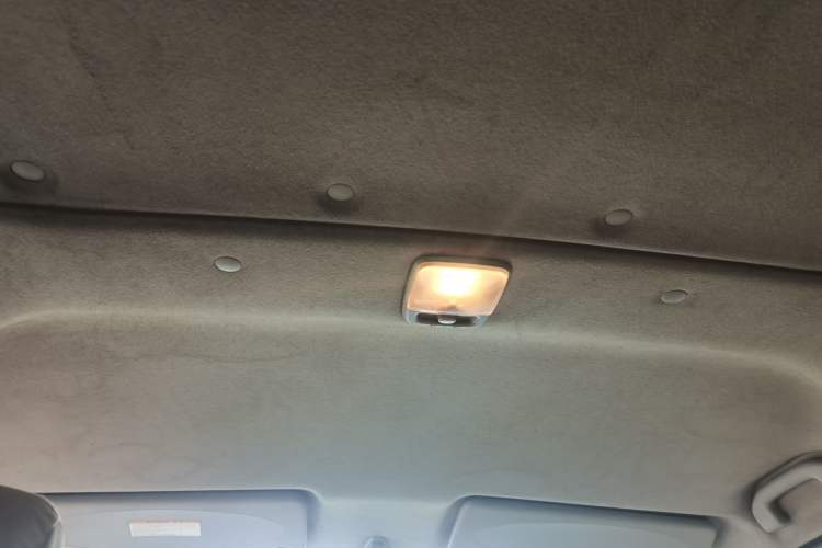 Used Nissan NV200 2013 1.6L Luxury Model China IV Standard Headliner