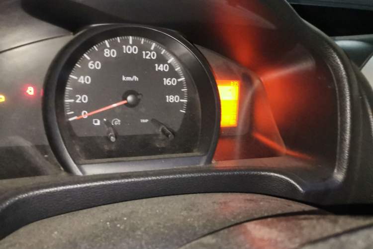 Used Nissan NV200 2013 1.6L Luxury Model China IV Standard Instrument Cluster