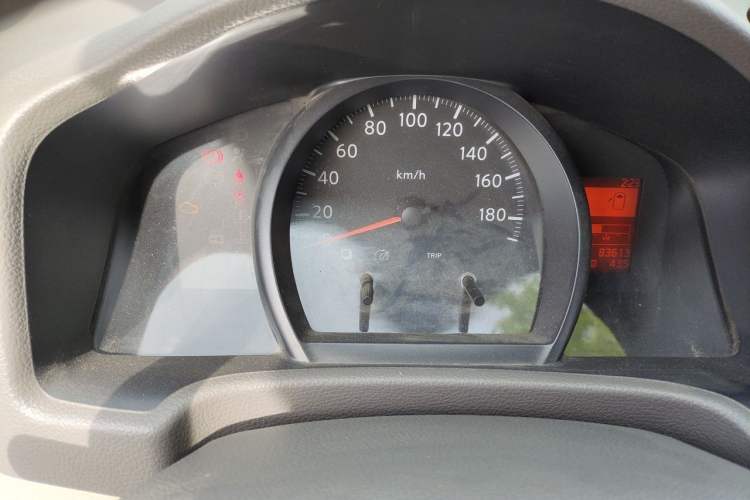 Used Nissan NV200 2013 1.6L Zunya Model China IV Standard Instrument Cluster