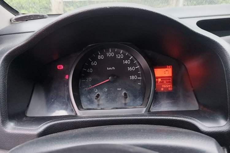Used Nissan NV200 2013 1.6L Luxury Model China IV Standard Instrument Cluster