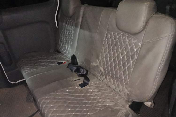 Used Nissan NV200 2013 1.6L Luxury Model China IV Standard Left Rear Seat