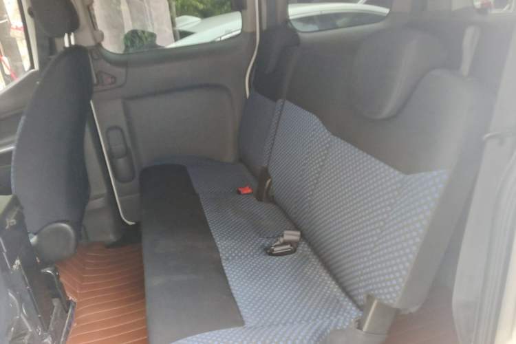 Used Nissan NV200 2013 1.6L Luxury Model China V Standard Left Rear Seat