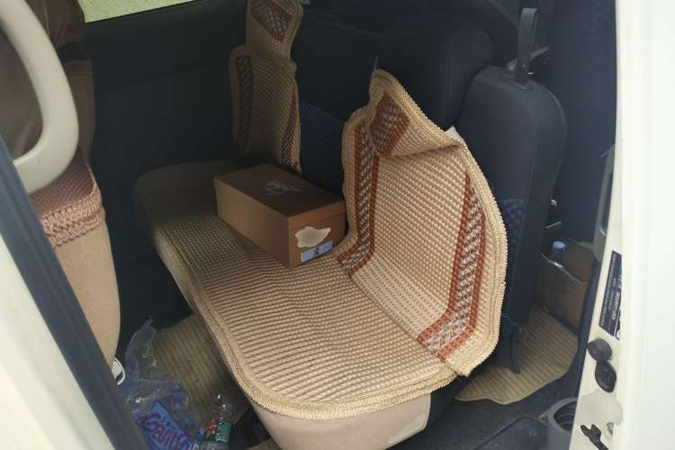 Used Nissan NV200 2013 1.6L Luxury Model China IV Standard Left Rear Seat