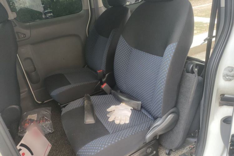 Used Nissan NV200 2013 1.6L Luxury Model China IV Standard Left Rear Seat