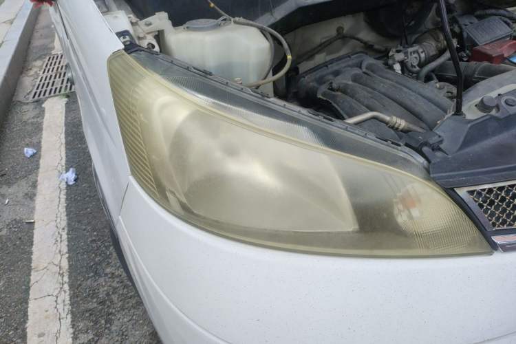 Used Nissan NV200 2013 1.6L Luxury Model China IV Standard Right Front Headlight