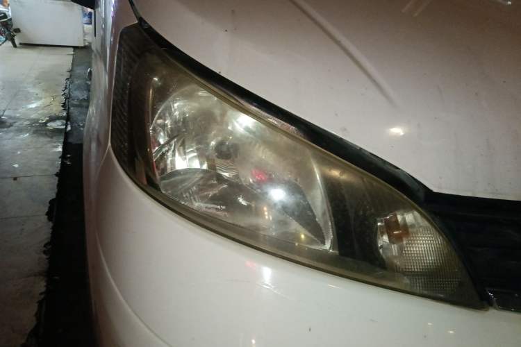 Used Nissan NV200 2013 1.6L Luxury Model China IV Standard Right Front Headlight