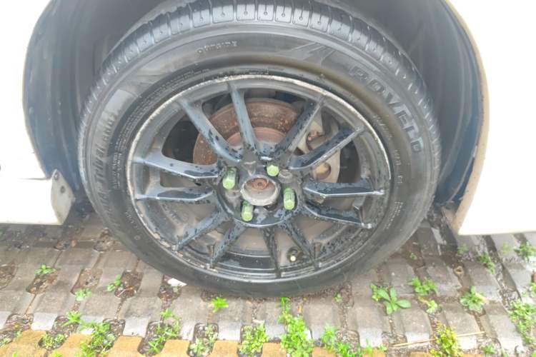 Used Nissan NV200 2013 1.6L Zunya Model China IV Standard Right Front Wheel Hub