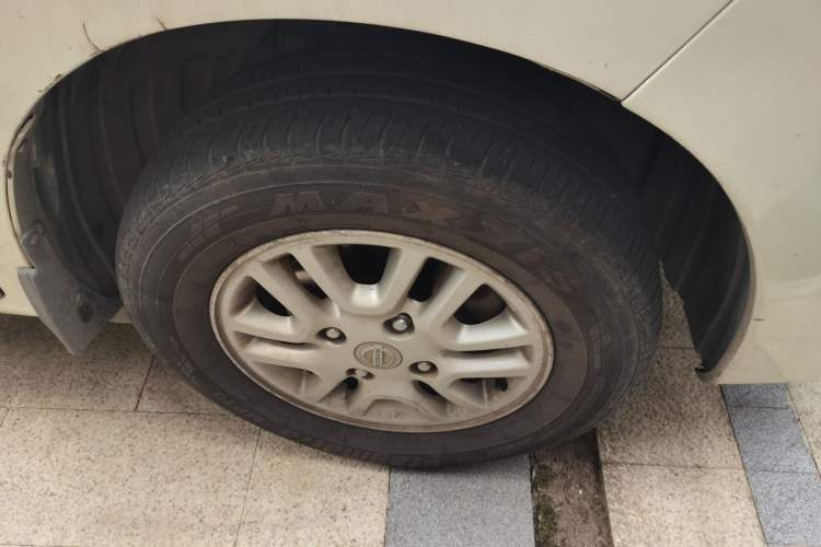 Used Nissan NV200 2013 1.6L Luxury Model China IV Standard Right Front Wheel Hub