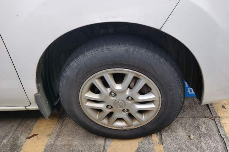 Used Nissan NV200 2013 1.6L Luxury Model China IV Standard Right Front Wheel Hub