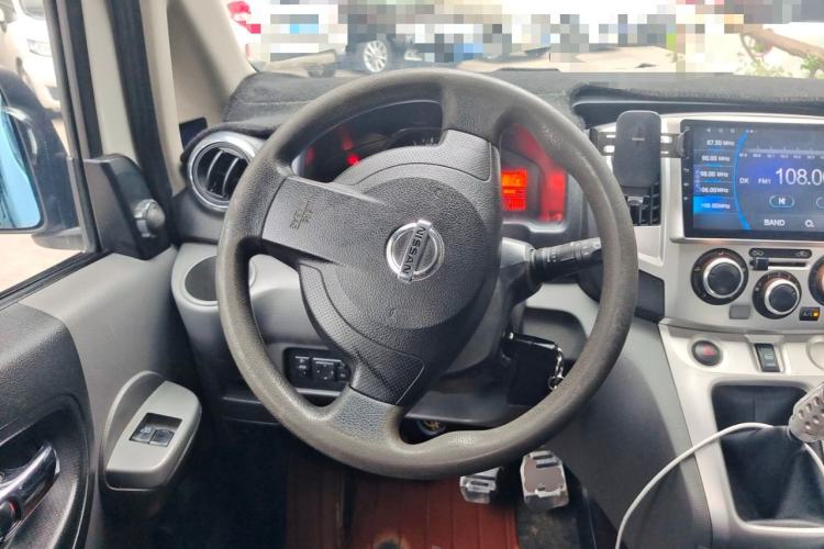 Used Nissan NV200 2013 1.6L Luxury Model China V Standard Steering Wheel