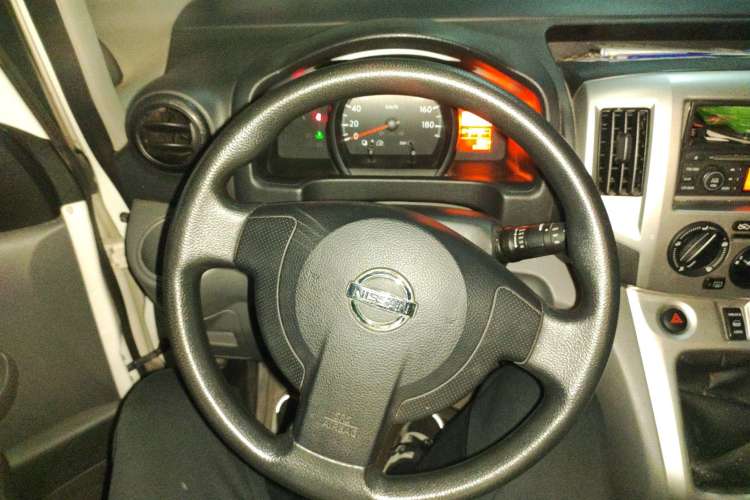 Used Nissan NV200 2013 1.6L Luxury Model China IV Standard Steering Wheel