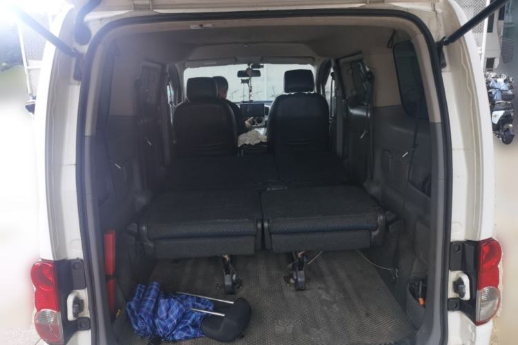 Used Nissan NV200 2013 1.6L Luxury Model China IV Standard Trunk