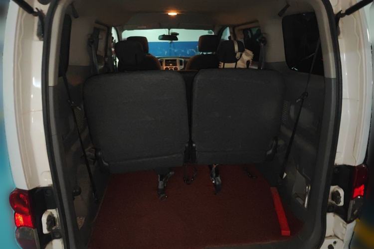 Used Nissan NV200 2013 1.6L Luxury Model China IV Standard Trunk
