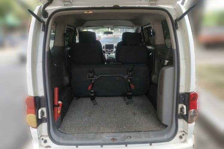 Used Nissan NV200 2013 1.6L Luxury Model China IV Standard Trunk
