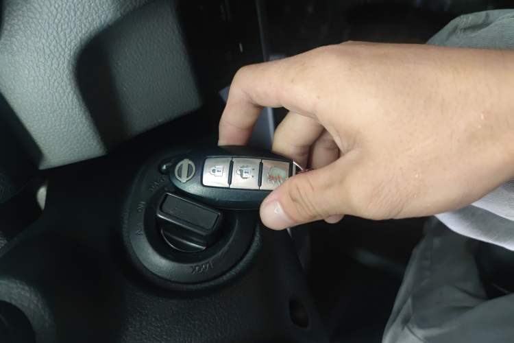 Used Nissan NV200 2013 1.6L Zunya Model China IV Standard Vehicle Key