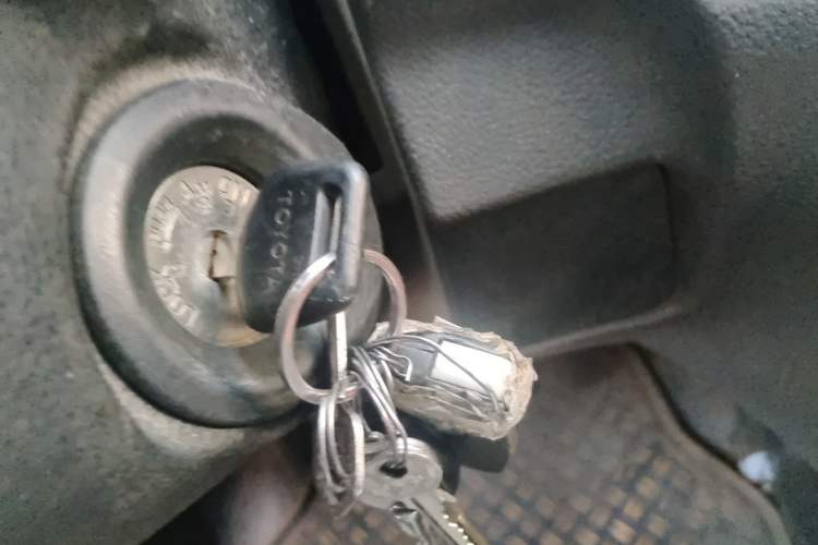 Used Nissan NV200 2013 1.6L Luxury Model China IV Standard Vehicle Key