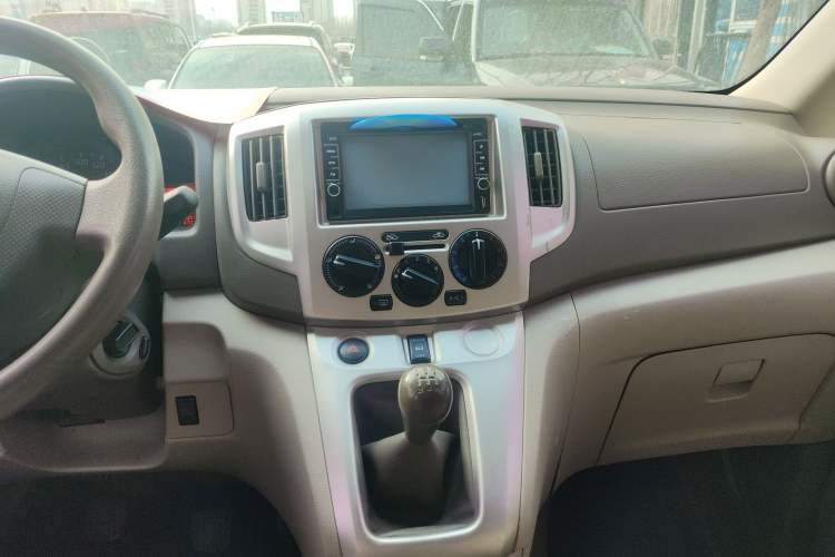 Used Nissan NV200 2014 1.6L Manual Zunya Model China IV Standard Audio And AC Panel