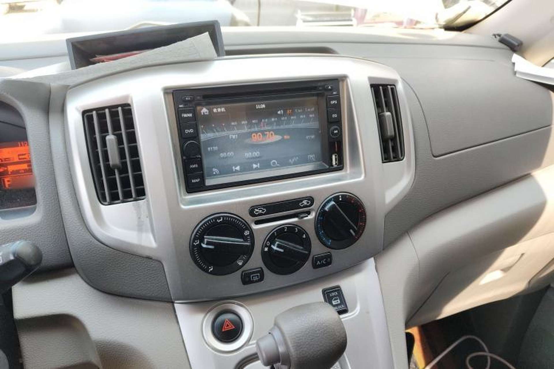 Used Nissan NV200 2014 1.6L CVT Luxury Model China IV Standard Audio And AC Panel
