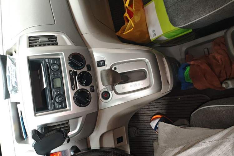 Used Nissan NV200 2014 1.6L CVT Zunya Model China IV Standard Audio And AC Panel