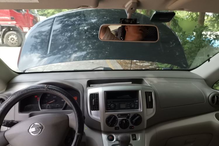 Used Nissan NV200 2014 1.6L CVT Zunya Model China IV Standard Center Console