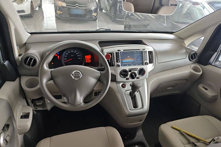 Used Nissan NV200 2014 1.6L CVT Zunya Trim China V Standard Center Console