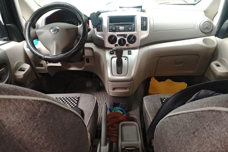 Used Nissan NV200 2014 1.6L CVT Zunya Model China IV Standard Center Console