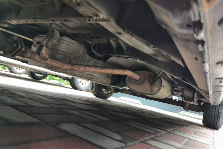 Used Nissan NV200 2014 1.6L CVT Luxury Model China V Standard Chassis Front Left