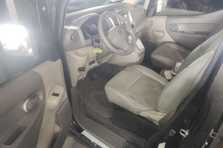 Used Nissan NV200 2014 1.6L CVT Zunya Model China IV Standard Driver Seat