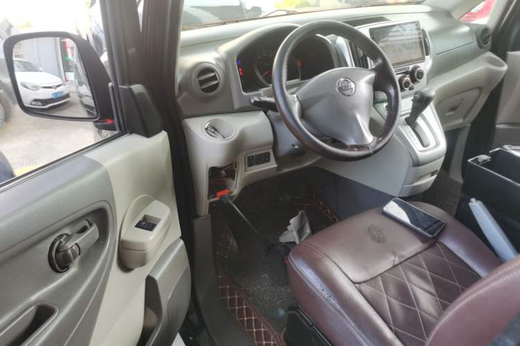 Used Nissan NV200 2014 1.6L CVT Luxury Model China IV Standard Driver Seat