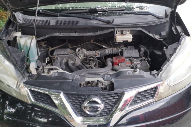 Used Nissan NV200 2014 1.6L CVT Zunya Model China IV Standard Engine Bay